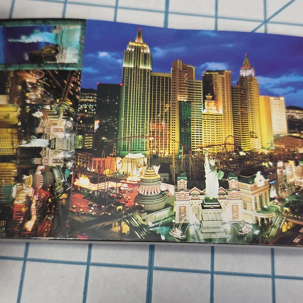 Las Vegas Postcard w Bonus Book - 40 Postcards & Miniatures‎